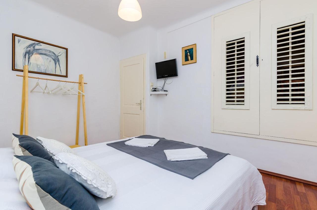 Old Town Budget Apartment Dubrovnik Luaran gambar